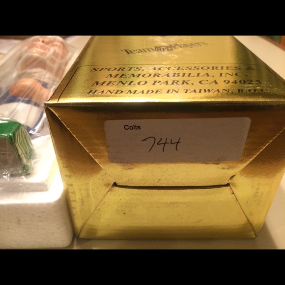 INDIANAPOLIS COLTS BOBBING HEAD NODDER VERY RARE - Picture 5 of 10